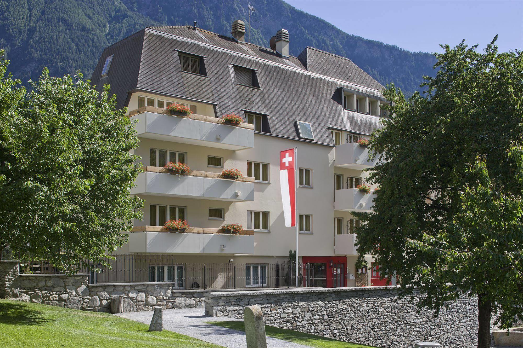 Schlosshotel - Self Check-In Hotel Brig Exterior foto